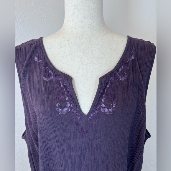 VNTG Venezia Embroidered Crinkle Maxi Dress / Kaftan - Picture 5 of 7